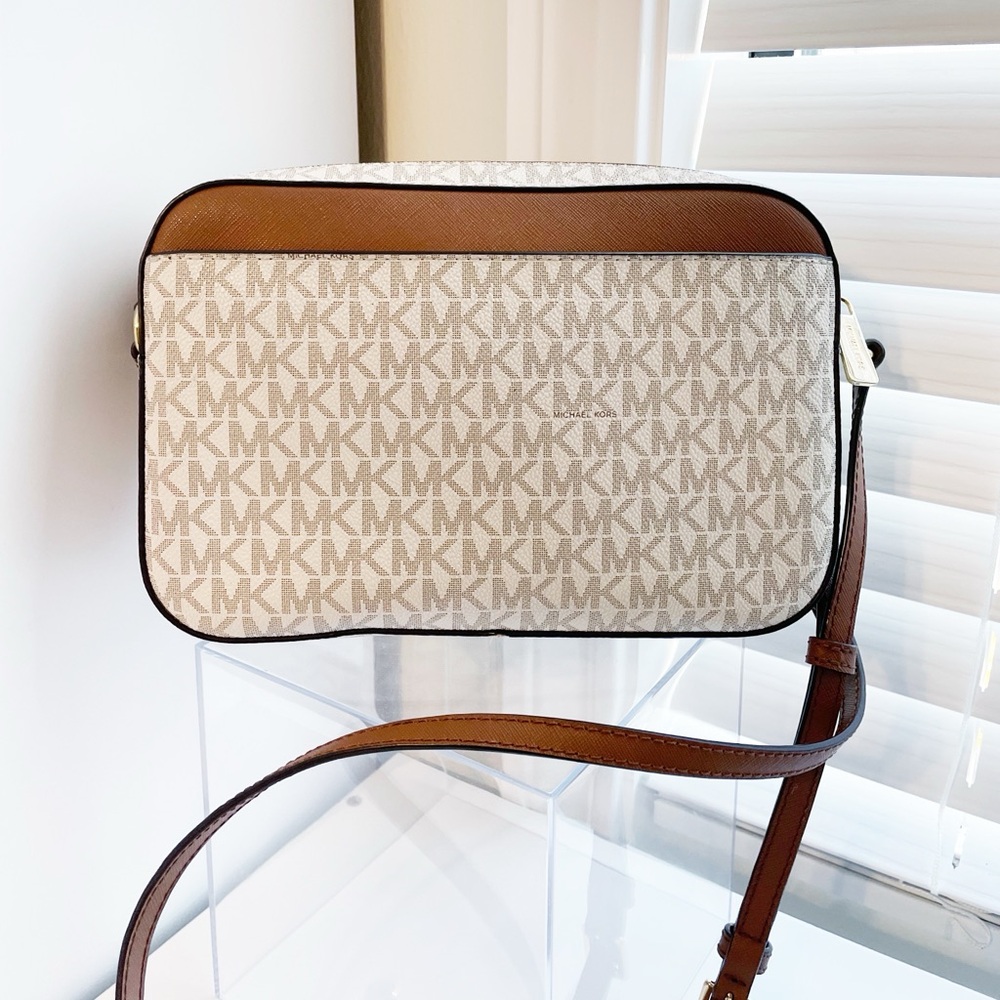 Michael Kors Jet Set Brown/Vanilla Logo Crossbody Bag - Picture 2 of 14